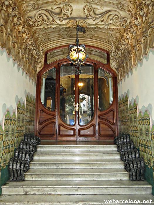 Hotel Casa Fuster by Domènech i Montaner (Passeig de Gràcia
