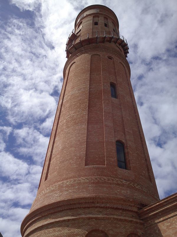 Torre de les Aigües del Besòs de Poblenou