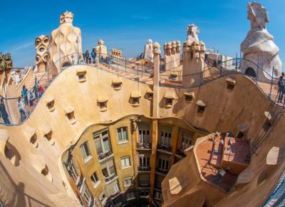 Casa Milà - La Pedrera - Antoni Gaudí